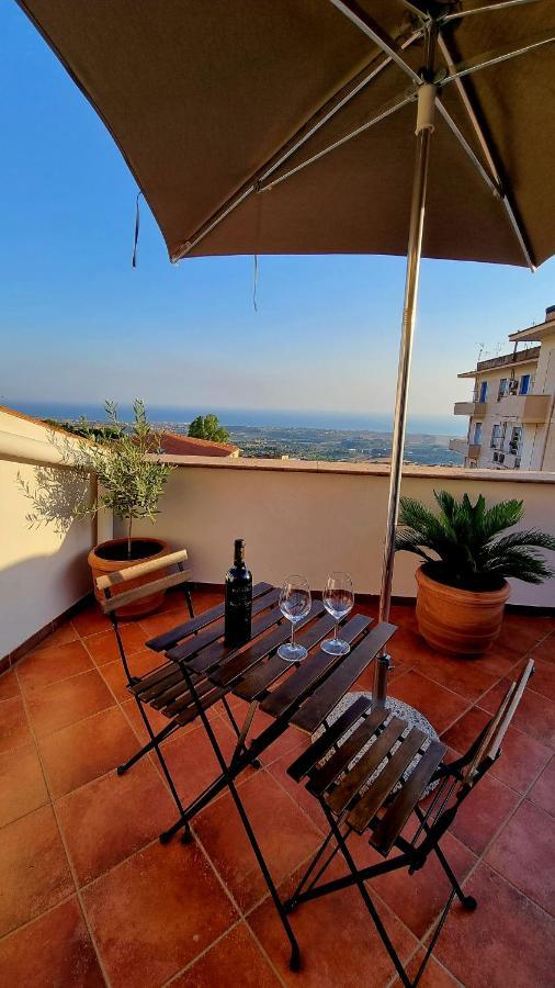 La Terrazza Dell'Ulivo Villa Agrigento Luaran gambar